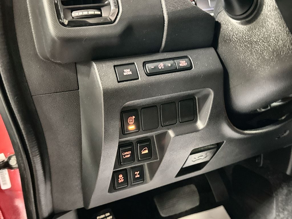 2023 Nissan Frontier PRO-4X - Photo 16