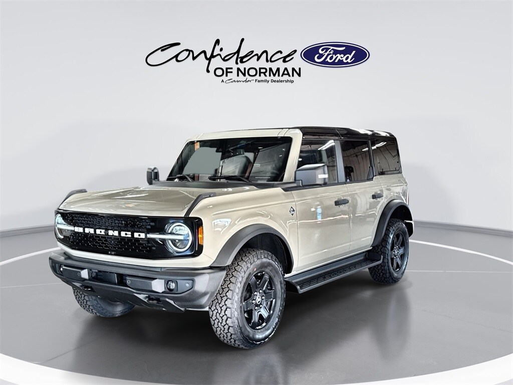 2025 Ford Bronco Outer Banks photo 3