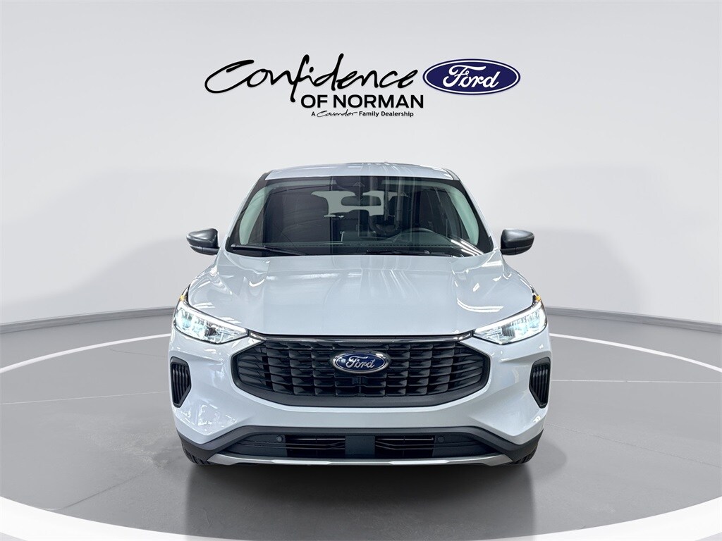 2026 Ford Escape Active photo 2