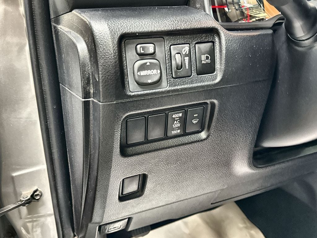 2022 Toyota 4Runner SR5 Premium - Photo 16