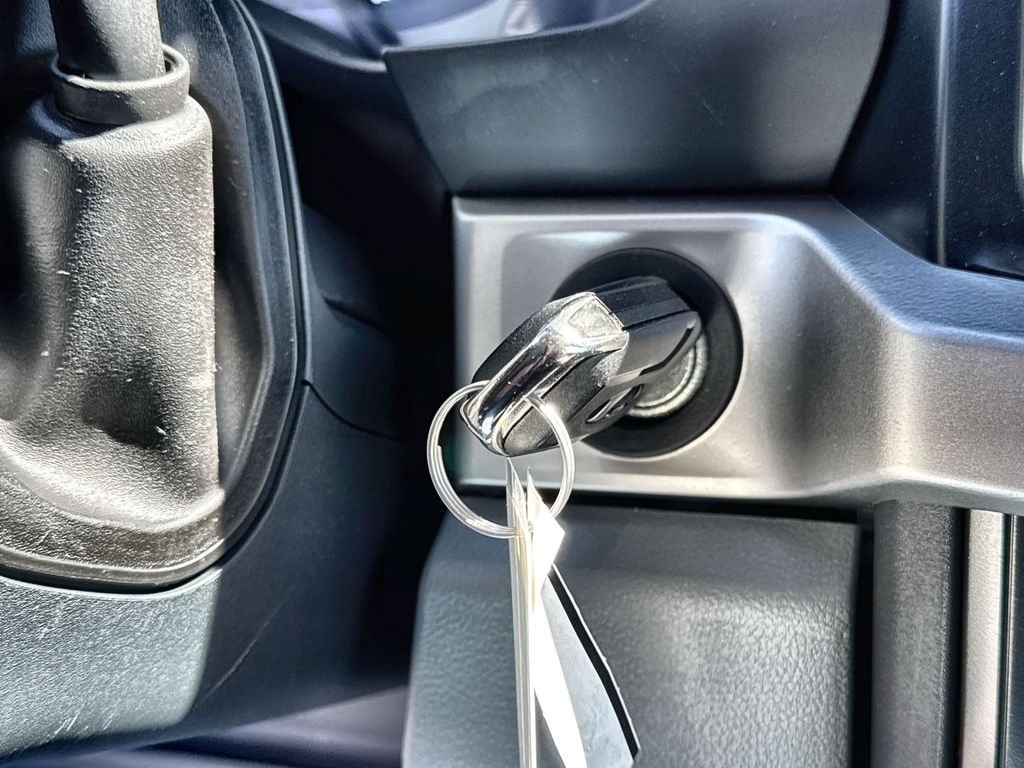2025 Ford F-250 Super Duty XL - Photo 24