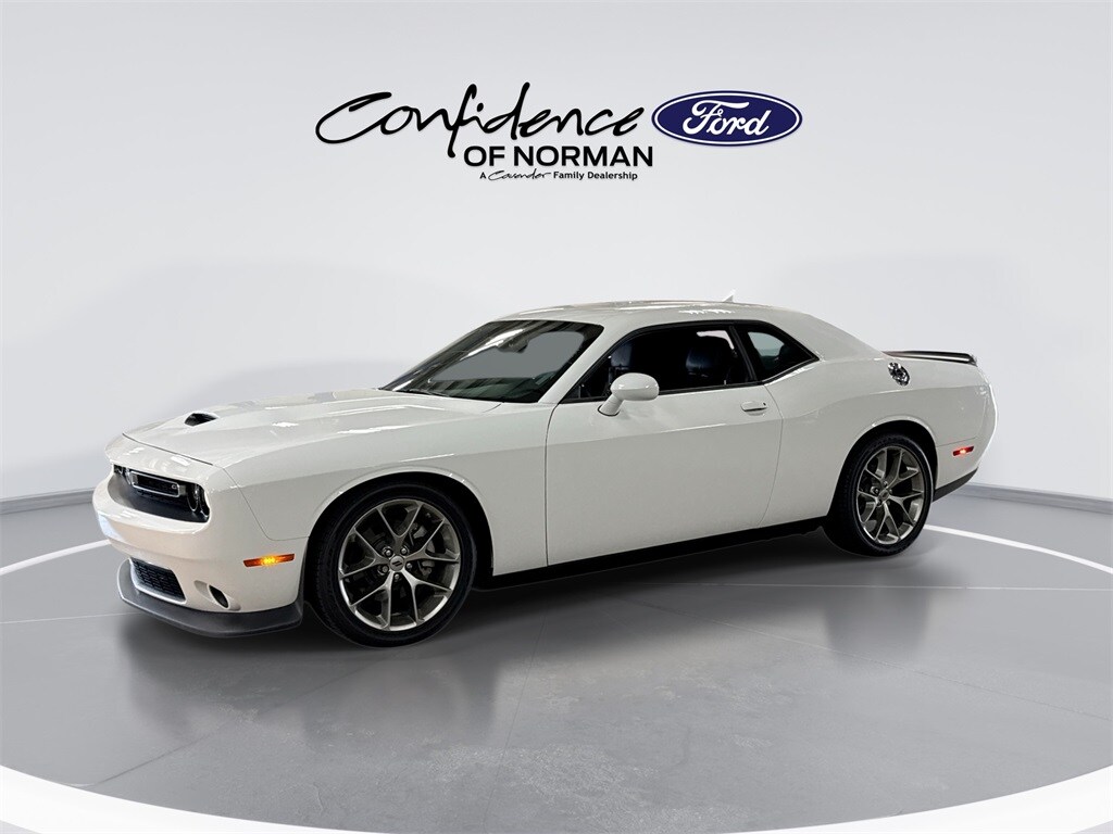 2023 Dodge Challenger GT photo 4