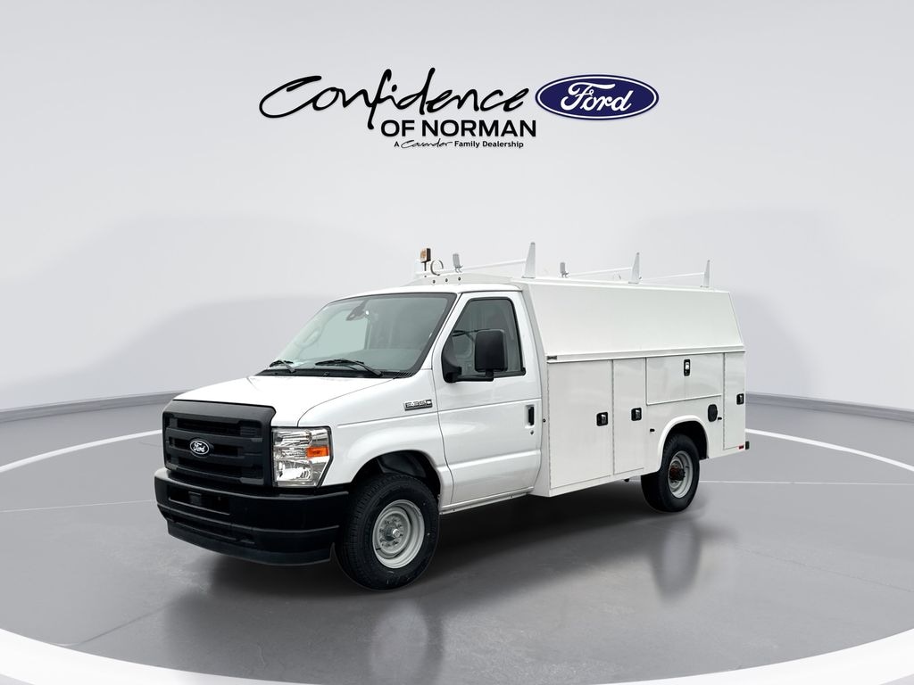 New 2026 Ford Econoline Cutaway E-350 SRW Truck