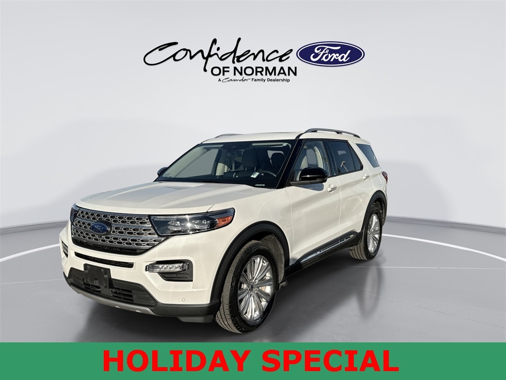 2022 Ford Explorer Limited's photo