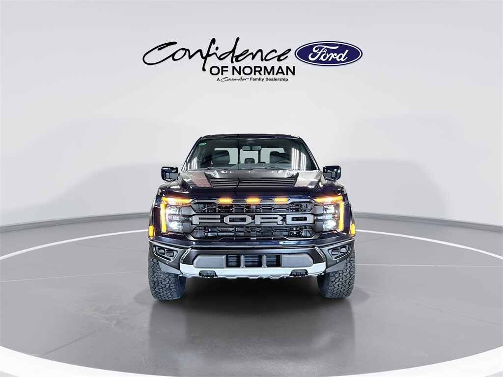 2025 Ford F-150 Raptor photo 2