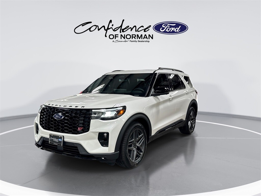 2025 Ford Explorer ST photo 2