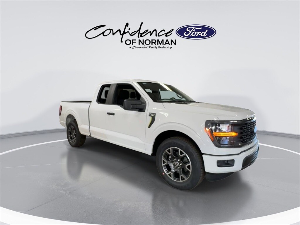 2025 Ford F-150 STX photo 2