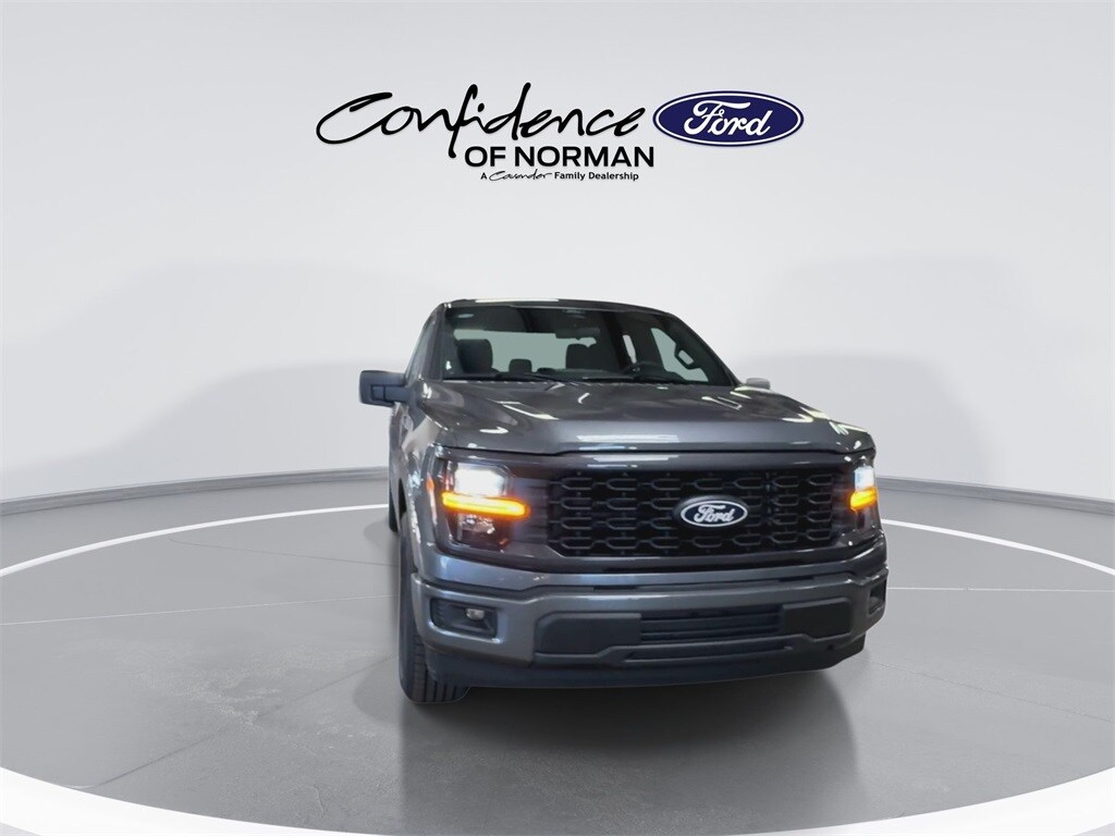 2025 Ford F-150 STX photo 3