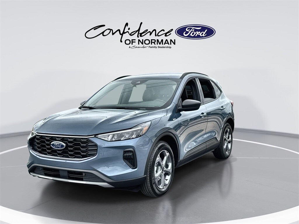 2025 Ford Escape ST-Line photo 3
