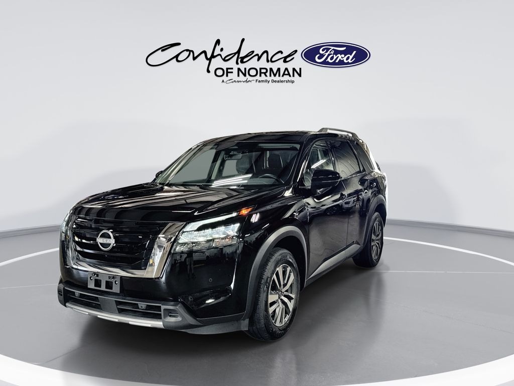 Used 2025 Nissan Pathfinder SL SUV