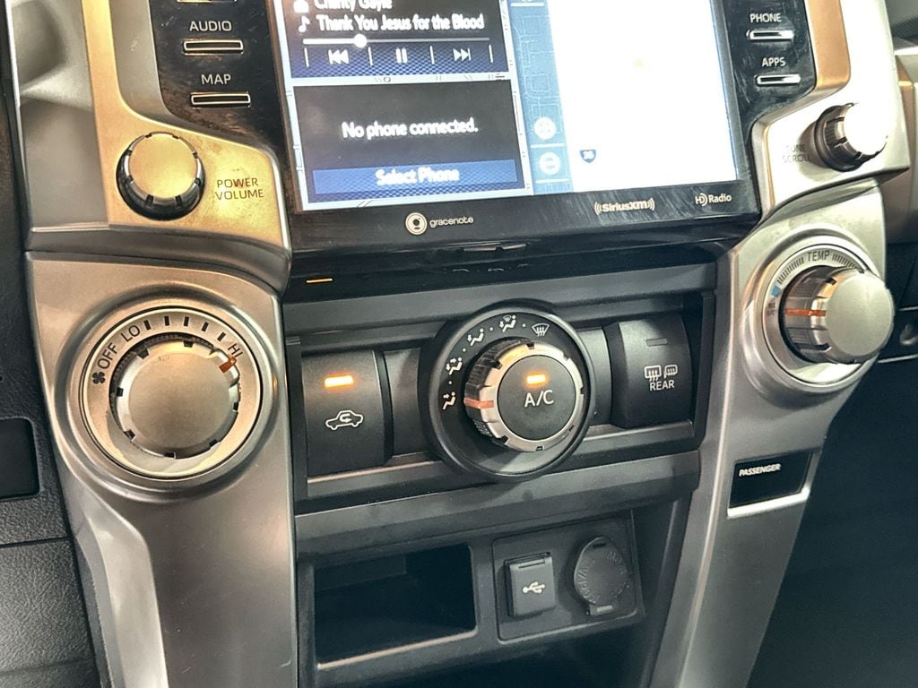 2022 Toyota 4Runner SR5 Premium - Photo 22