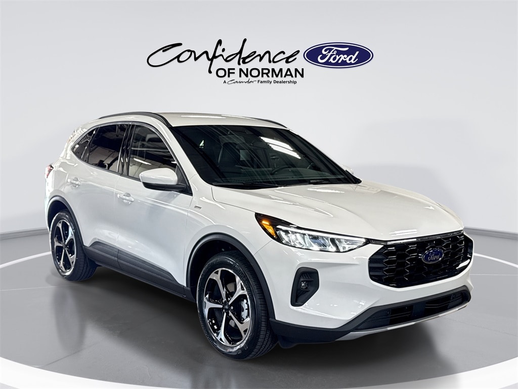 2026 Ford Escape ST-Line Select's photo