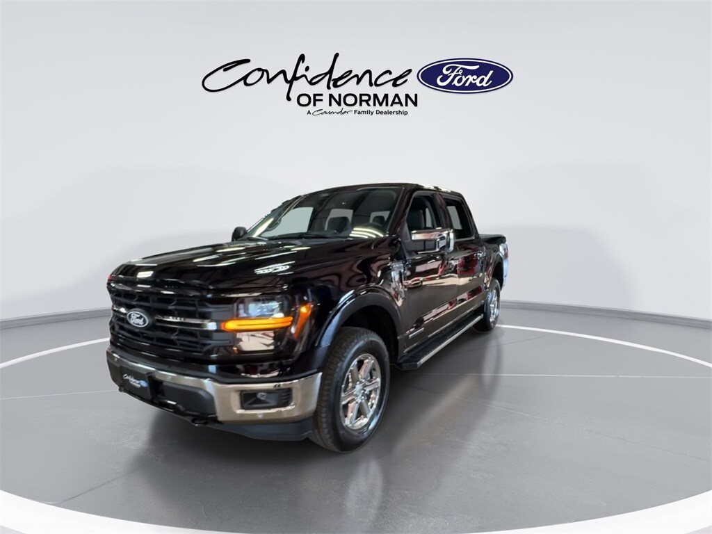 2025 Ford F-150 XLT photo 4
