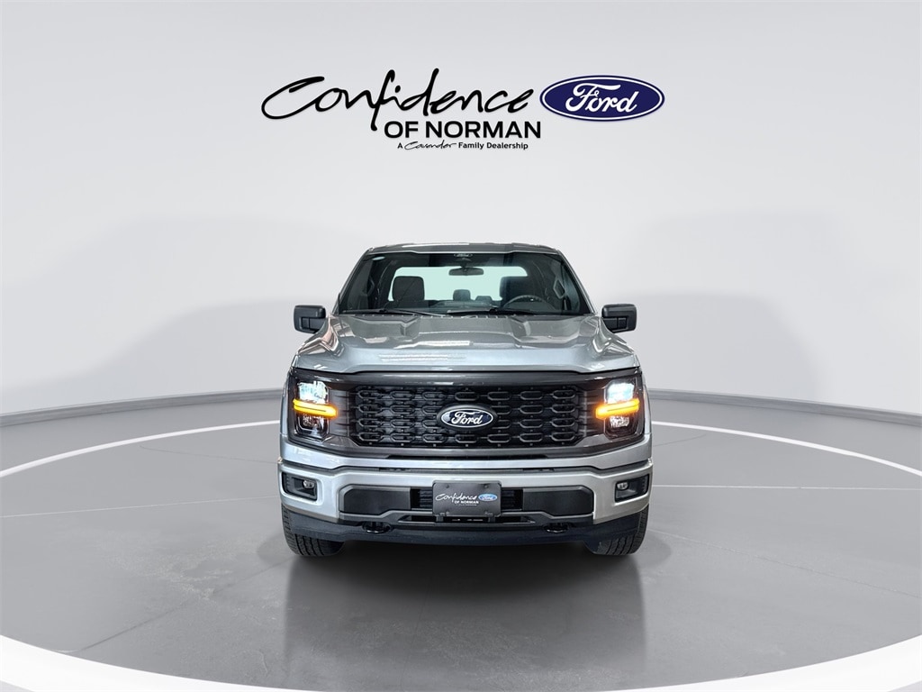 2025 Ford F-150 STX photo 2