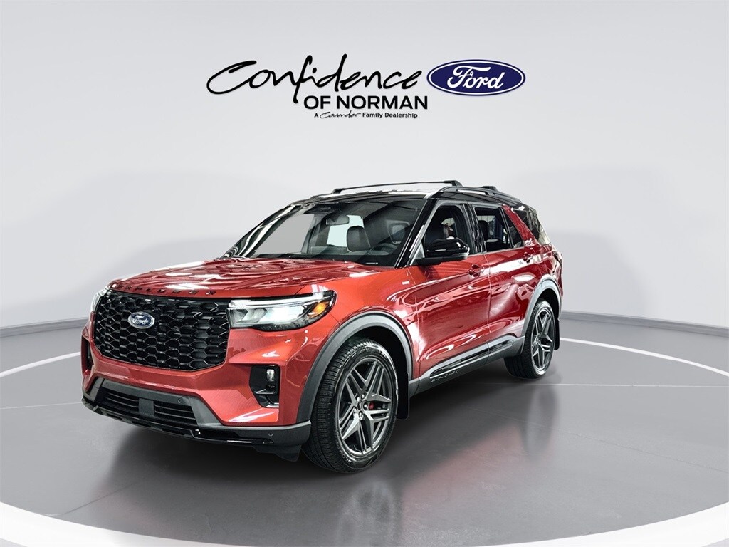 2025 Ford Explorer ST-Line photo 3