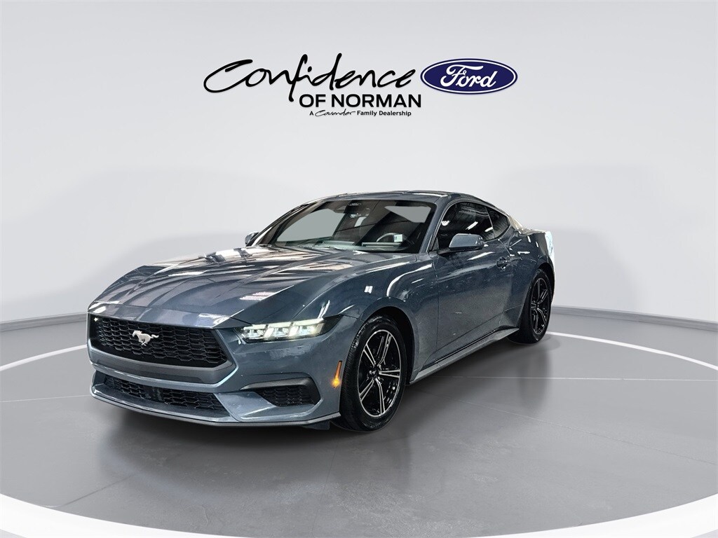2024 Ford Mustang EcoBoost photo 3