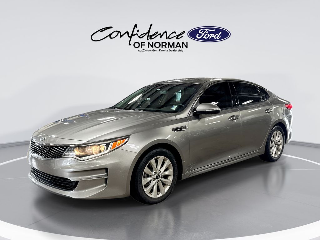 Titanium Silver 2018 Kia Optima Sedan Front-Wheel Drive 6-Speed Automatic