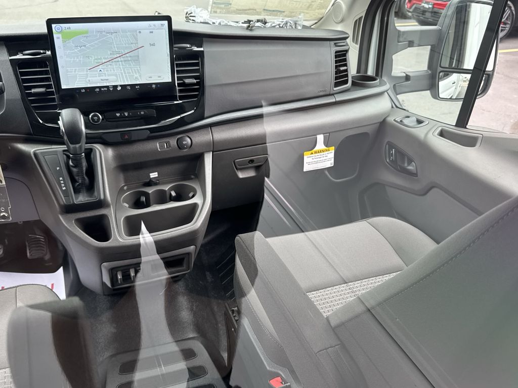 2025 Ford Transit Cutaway Base - Photo 27