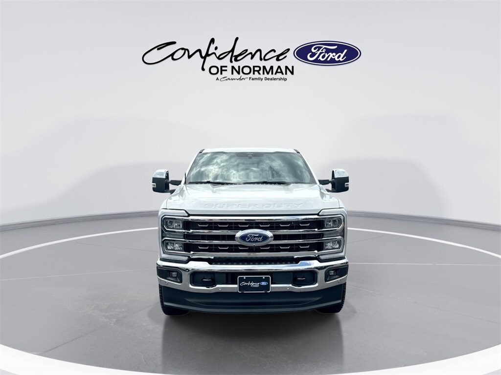2025 Ford F-350 King Ranch photo 2