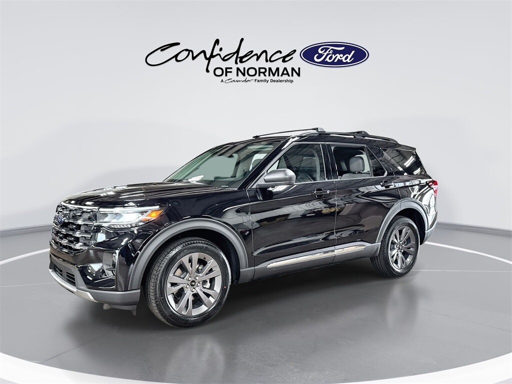 2025 Ford Explorer photo 4