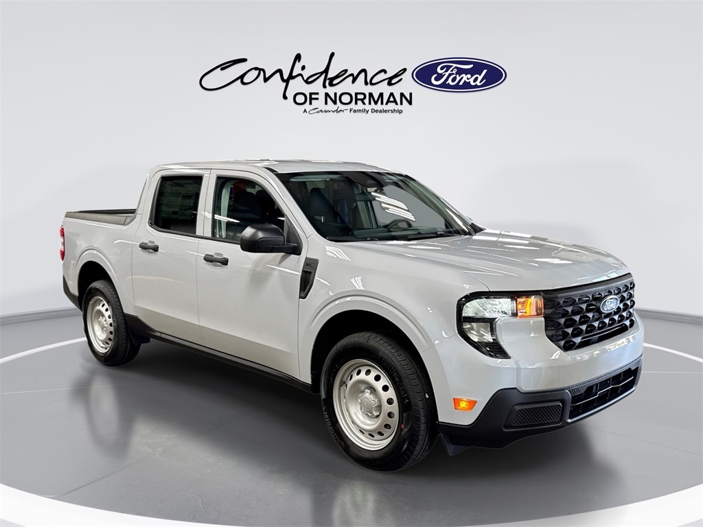 2025 Ford Maverick XL's photo