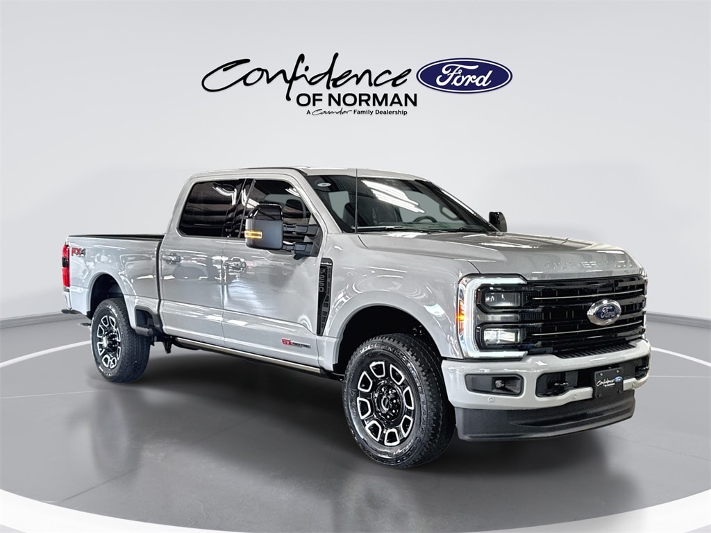 2026 Ford F-250 Super Duty Platinum's photo