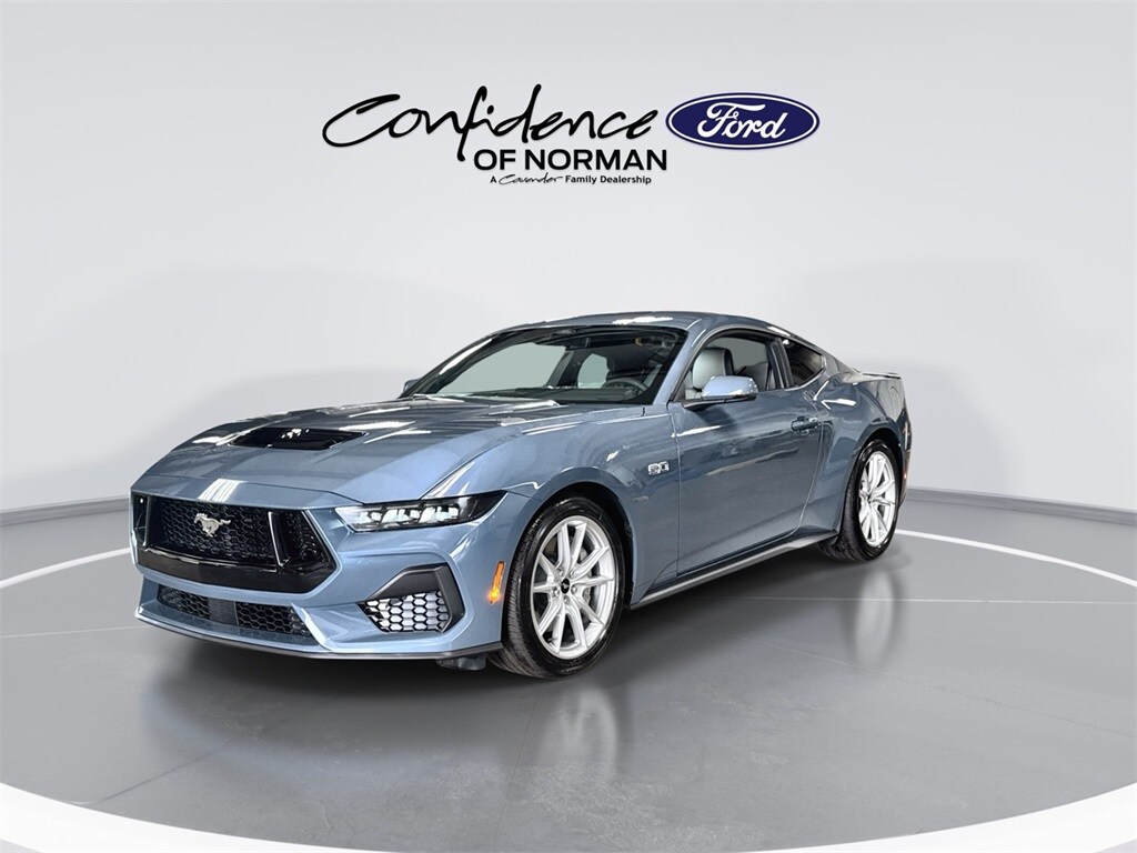 2025 Ford Mustang GT Premium photo 3