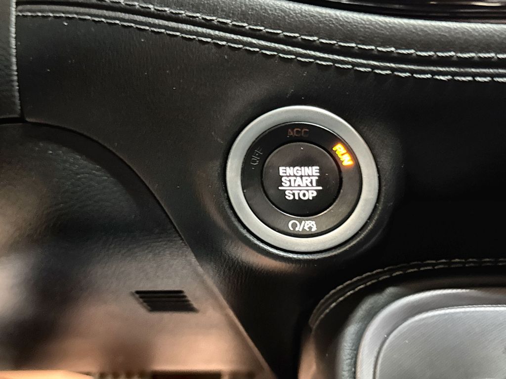 2023 Dodge Challenger R/T - Photo 23