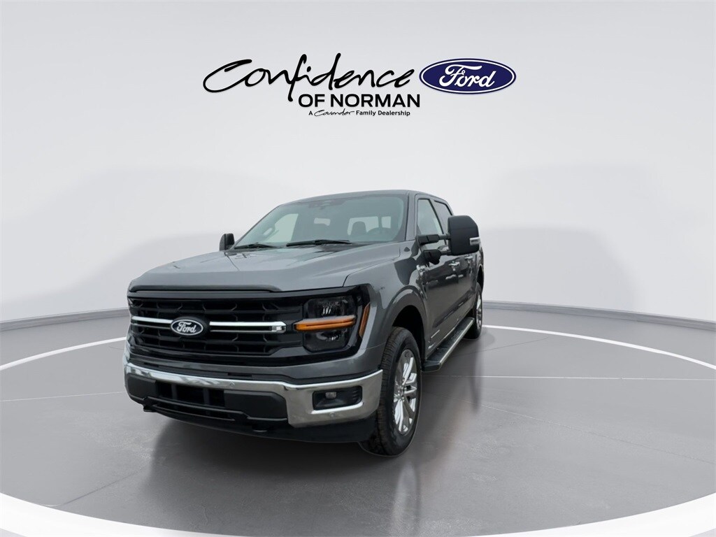 2025 Ford F-150 XLT photo 4