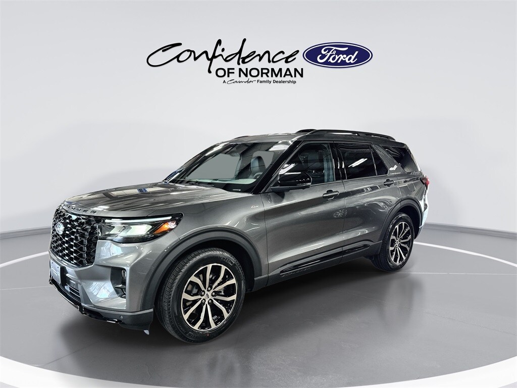 2026 Ford Explorer ST-Line photo 4