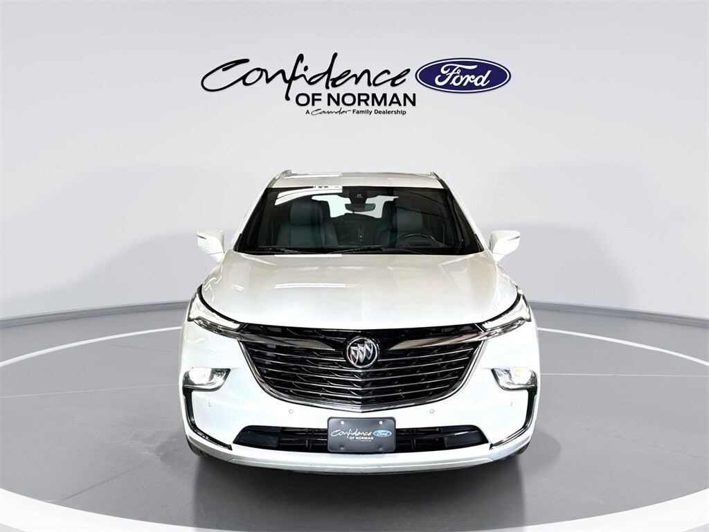 2024 Buick Enclave Premium photo 2