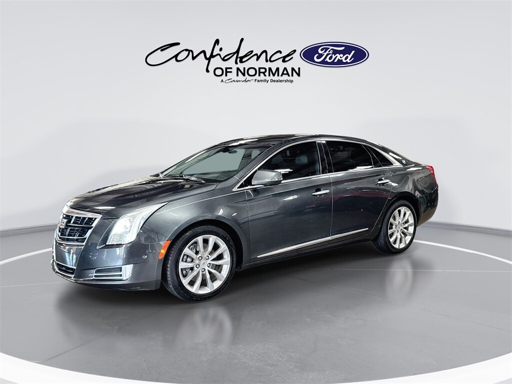 2017 Cadillac XTS Luxury photo 3