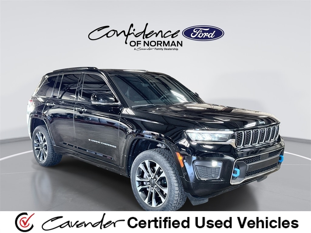 2022 Jeep Grand Cherokee Overland 4xe's photo
