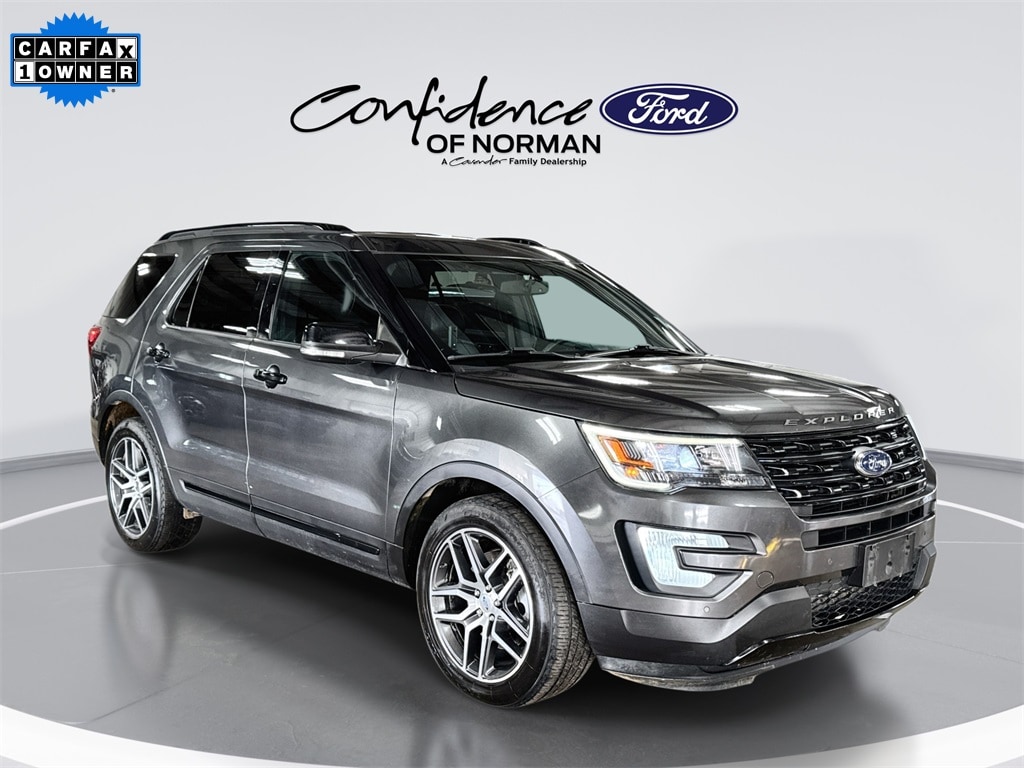2017 Ford Explorer Sport's photo