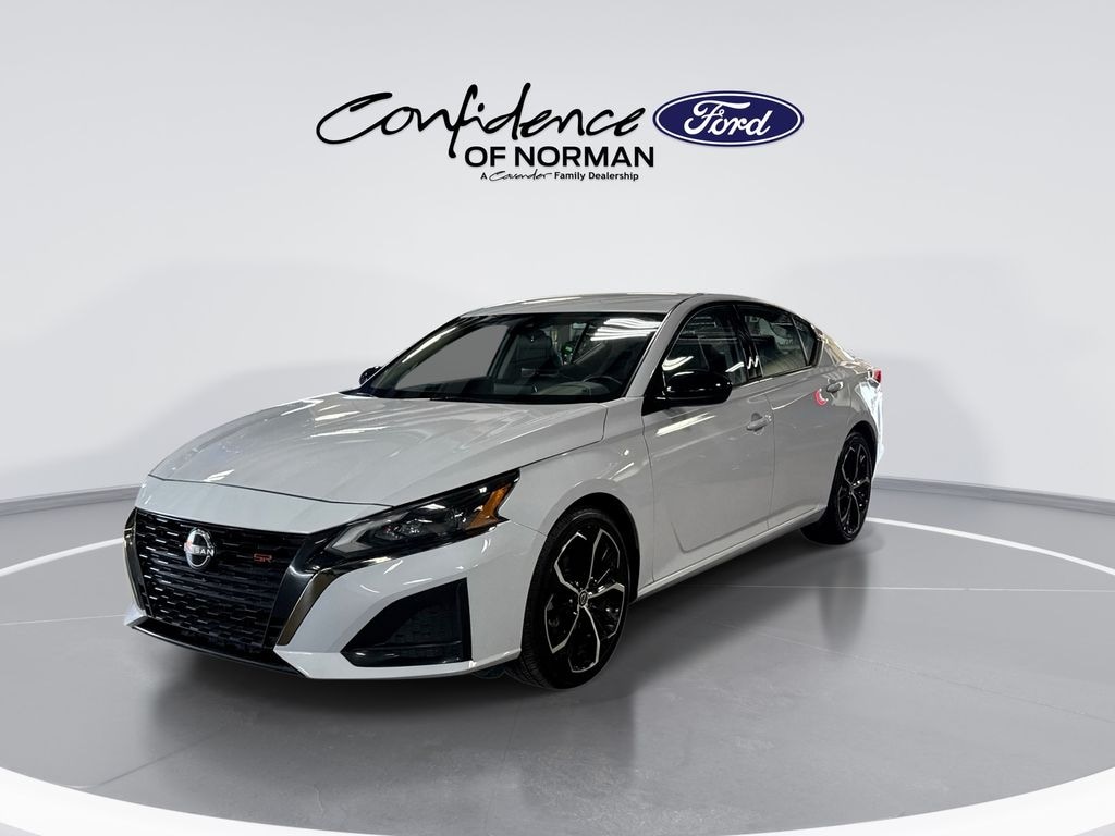 Used 2024 Nissan Altima 2.5 SR Sedan