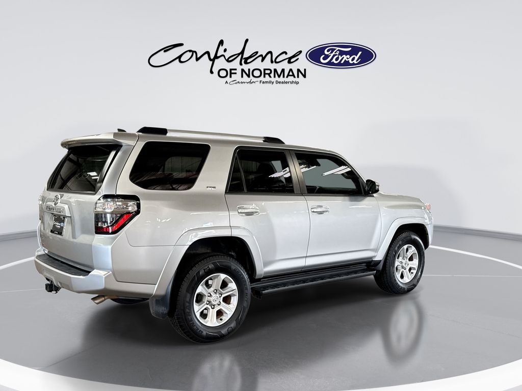 2022 Toyota 4Runner SR5 Premium - Photo 9