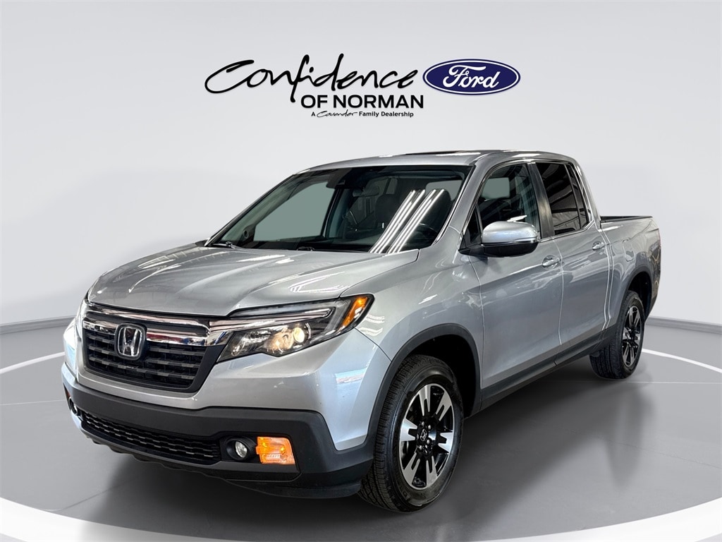 2020 Honda Ridgeline RTL's photo