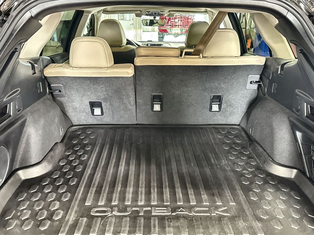 2022 Subaru Outback Limited - Photo 30