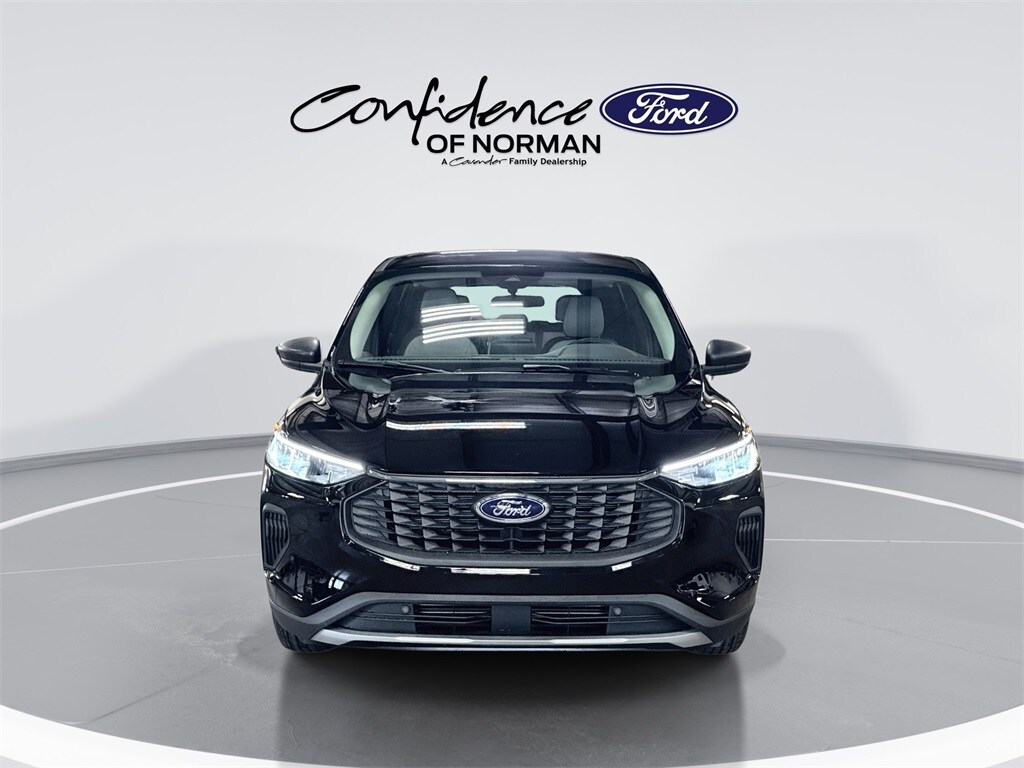 2025 Ford Escape Active photo 2