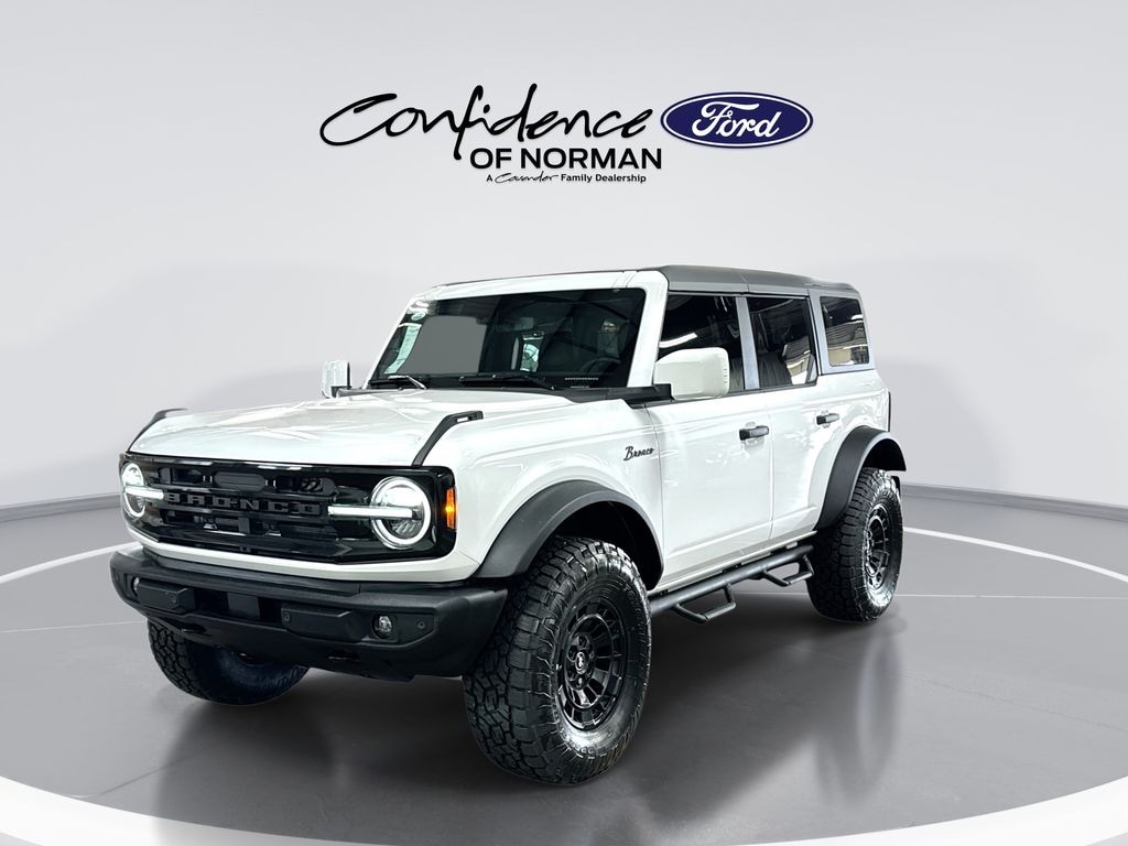 New 2026 Ford Bronco Outer Banks Custom Garage Matte Black SUV