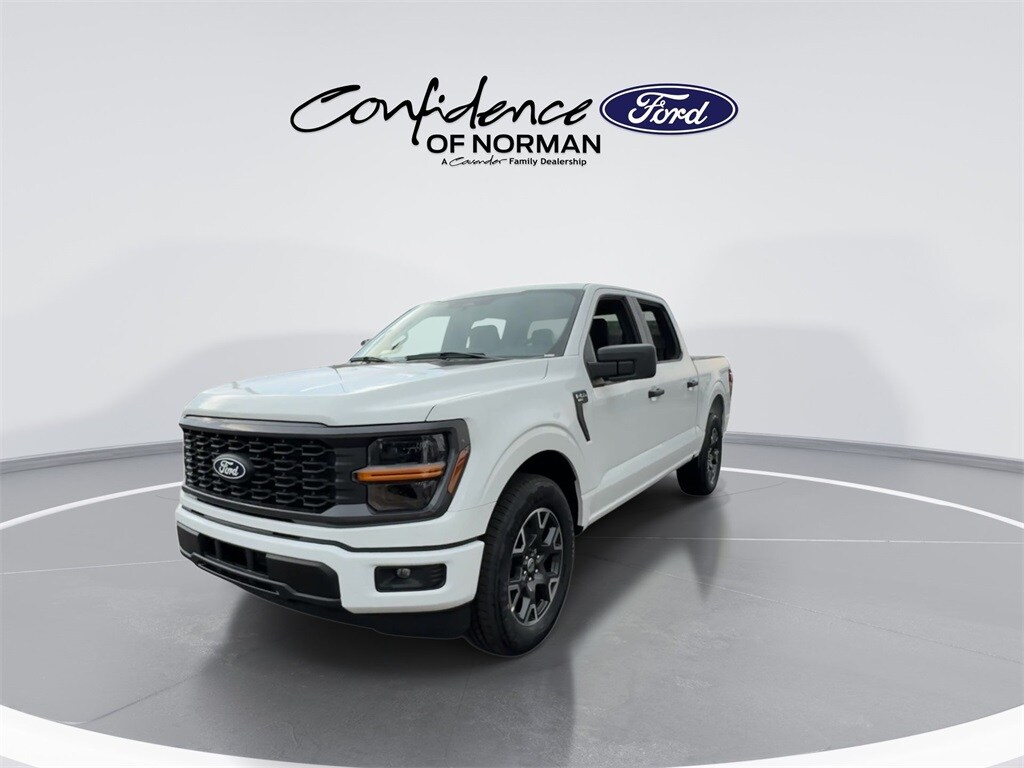 2025 Ford F-150 STX photo 4