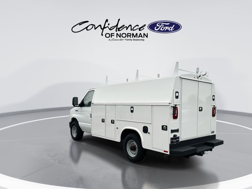 2026 Ford E-Series Cutaway Base - Photo 6