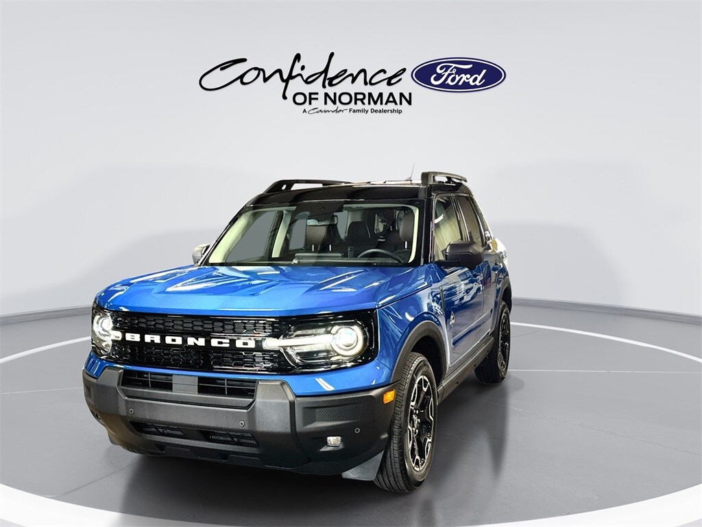 2025 Ford Bronco Sport Outer Banks photo 3