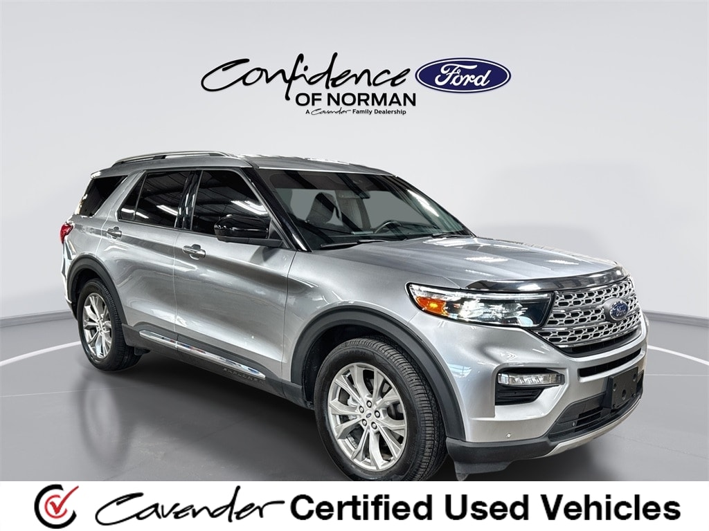 2022 Ford Explorer Limited's photo