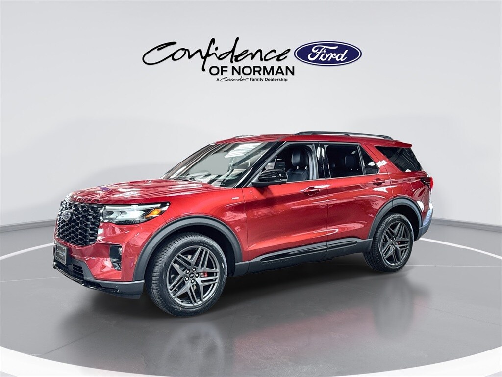 2025 Ford Explorer ST-Line photo 4