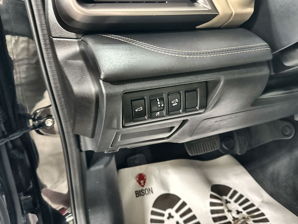 2022 Subaru Outback Limited - Photo 16