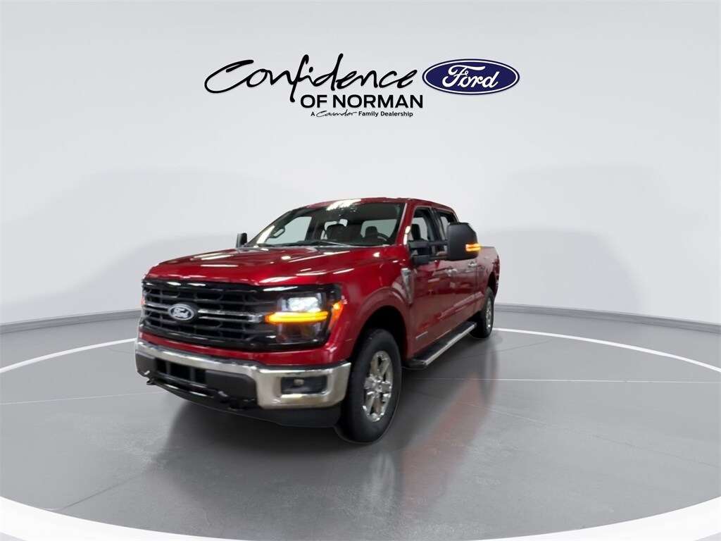 2025 Ford F-150 XLT photo 4