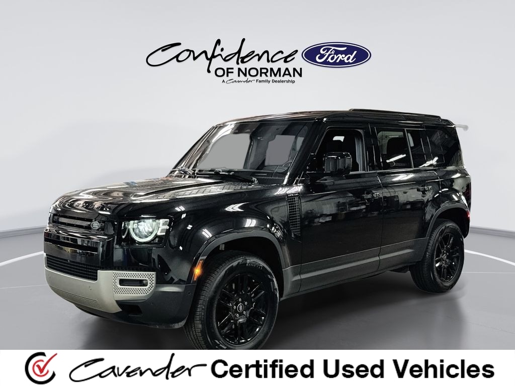 2025 Land Rover Defender 110 S P300's photo