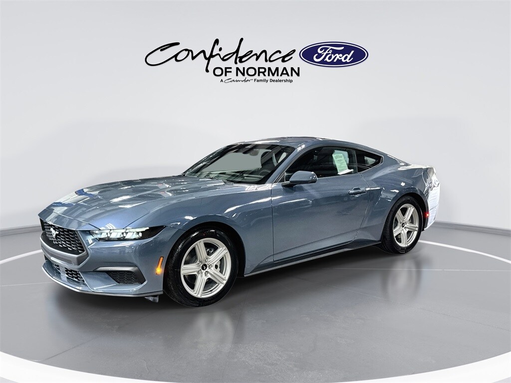 2026 Ford Mustang EcoBoost photo 4