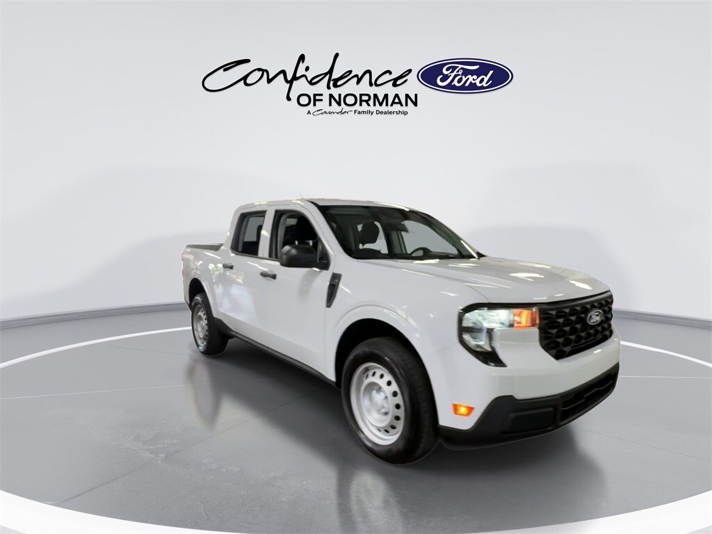 2025 Ford Maverick XL photo 2